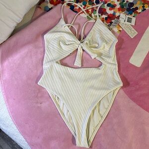 LSpace Miss Molly one piece in cream